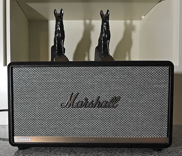 marshall_stanmore_2_voice_speaker_in_use