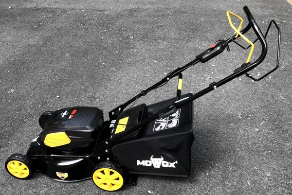 mowox_full_mower_side_view