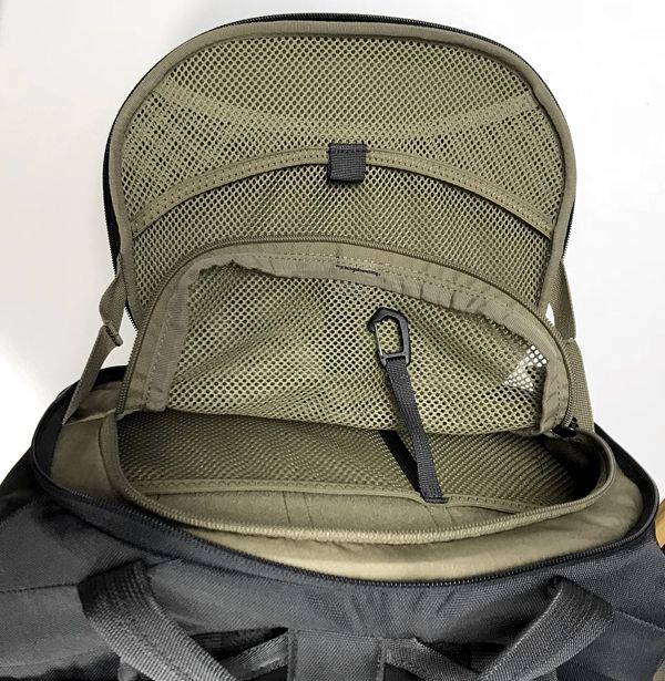 Review: Thule Landmark 40L Travel Pack | Technology, Society, and Meaning