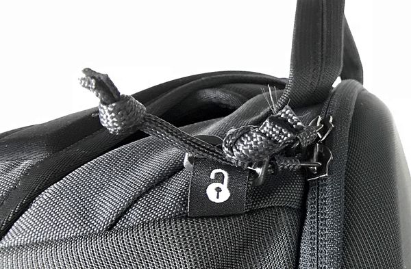 sthule_landmark_travel_pack zipper lock 2